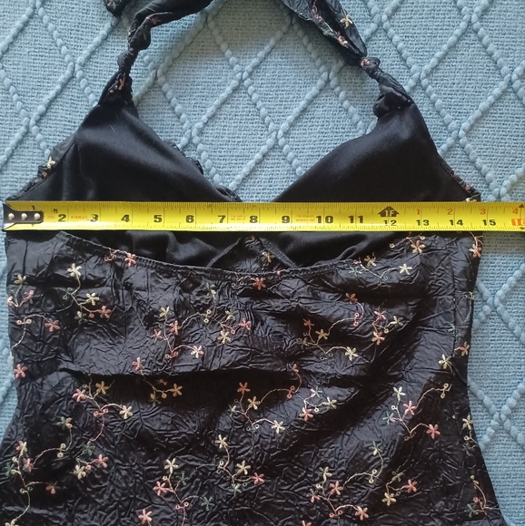 Black Floral Halter Top Sz M - Picture 7 of 9